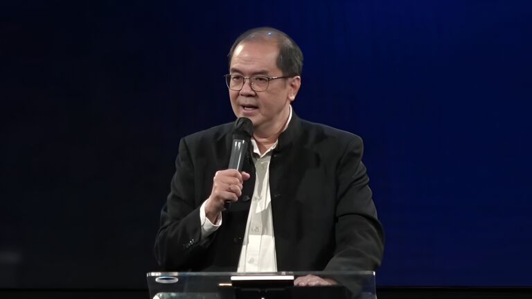 Pdm Himawan Hadirahardja, MSc dalam Ibadah Raya, Minggu, 01 Februari 2026, di GBI Danau Bogor Raya.