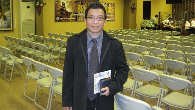 Pdt Fecki Angkouw, MA di Graha Amal Kasih (03 Oktober 2010)