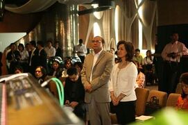 Welyar Kauntu-20100117-bersama Mauline Kauntu.jpg