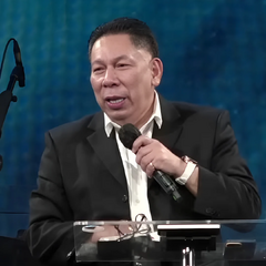 Berkas:Johan Lumoindong-20250831-1x1.webp
