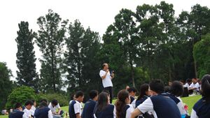 20110326 COOL Celebration 2011-12.jpg