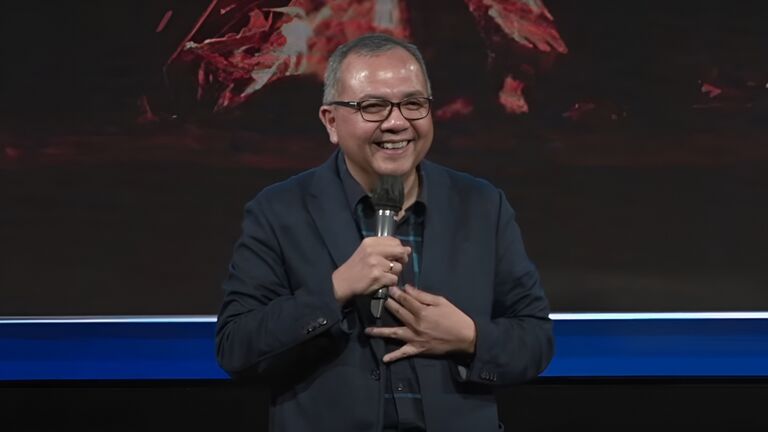 Pdt Dr Johannes Rajagukguk, ST, CBC dalam Ibadah Raya, Minggu, 22 Juni 2025, di GBI Danau Bogor Raya.