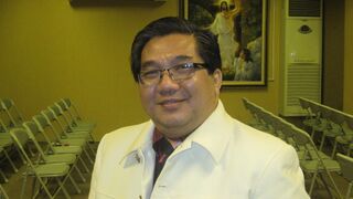 Peter Tjondro-20110424.jpg