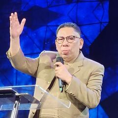 Berkas:Johan Lumoindong-20250105-1x1.jpg