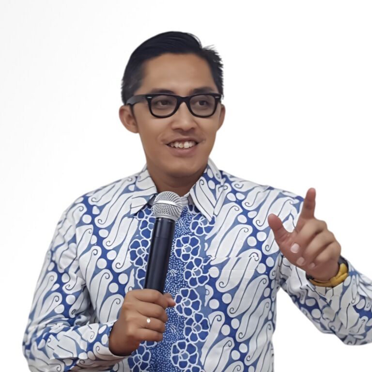 Aditya Mahendra-20160821-1x1.jpg