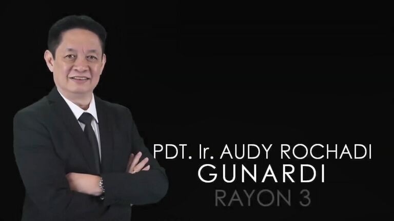 Pdt Audy Rochadi Gunardi dalam perkenalan dan pengurapan Tim Teologi pada 06 April 2019 di SICC