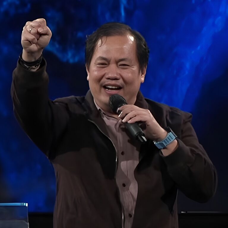 Ezra Jingga-20260524-1x1.jpg