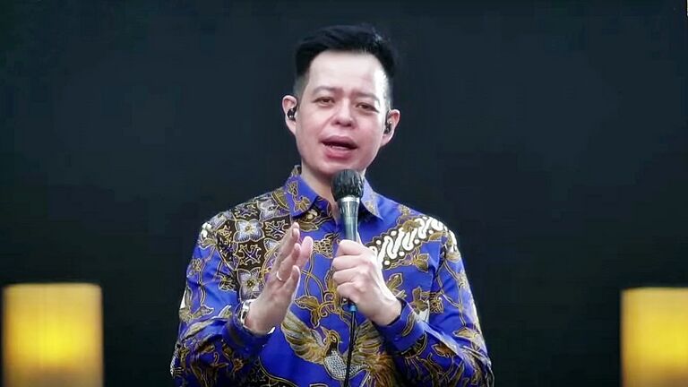 Pdt Benny Gunawan dalam Ibadah Raya Online Minggu, 04 Juli 2021